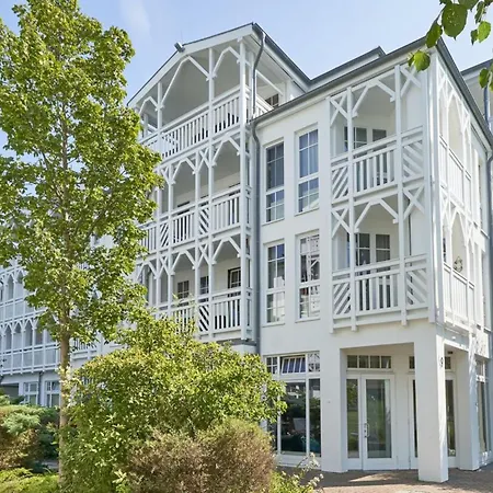 Gemuetliche Mit Balkon Und Badewanne In *