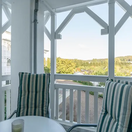 Lejlighed Gemuetliche Mit Balkon Und Badewanne In *