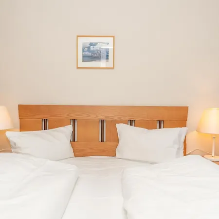 Gemuetliche Mit Balkon Und Badewanne In Lejlighed